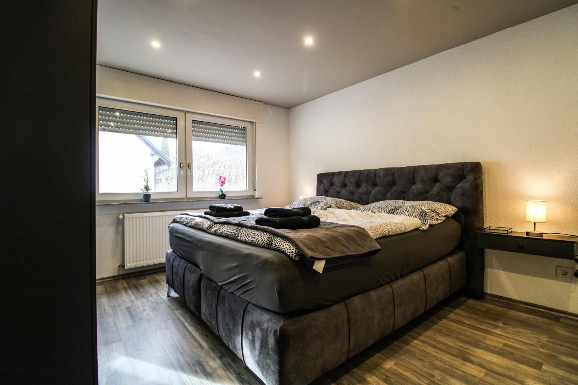 Apartment Sweet Six, Balkon, Netflix, Boxspringbetten, Hochwertiges Bad Zell an der Mosel